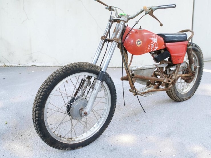 bultaco-motorcycle-image-2