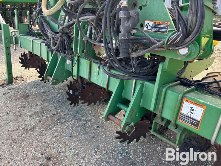 2009-john-deere-1720-image-10