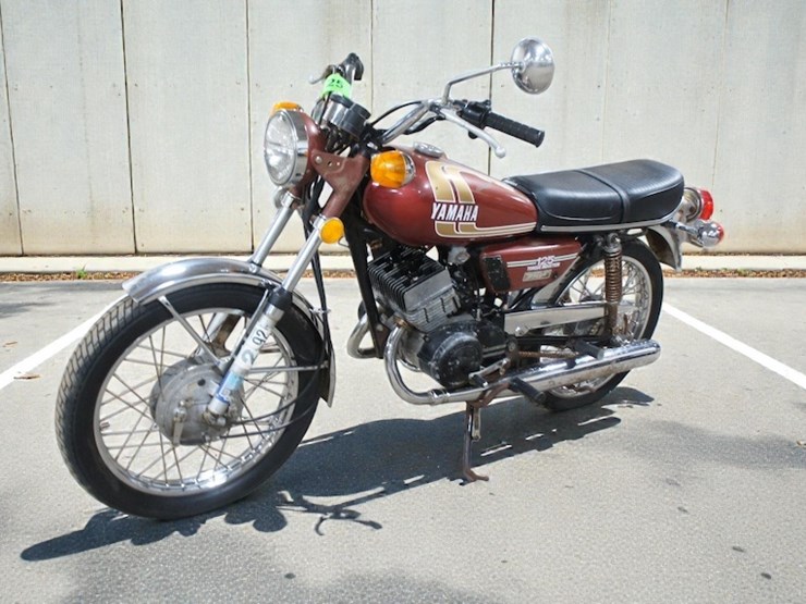 1975-yamaha-rd125-motorcycle-image-5