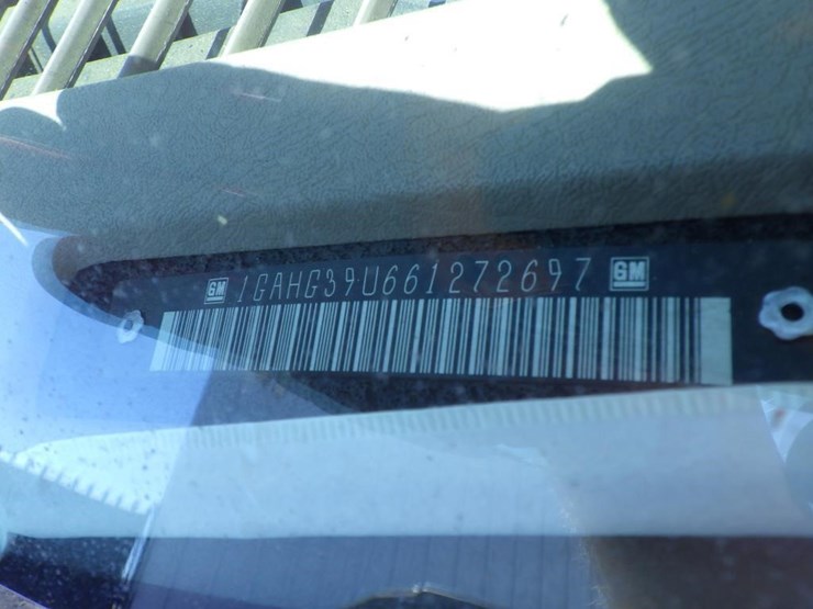 2006-chevrolet-express-3500-image-15