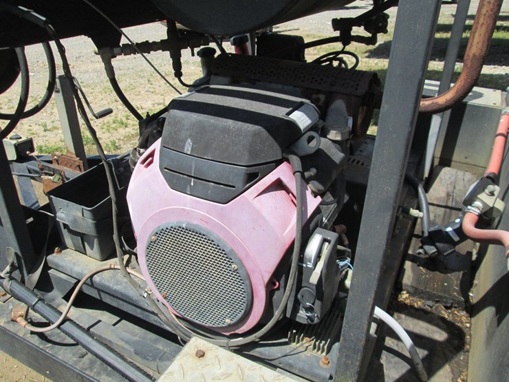 #36732-•-mi-t-m-102"-t/a-steel-3500-power-washer-trailer-image-24