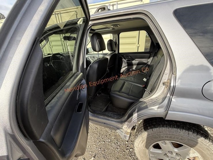 2007-ford-escape-image-36