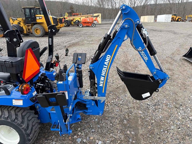 new-holland-workmaster-25s-image-6