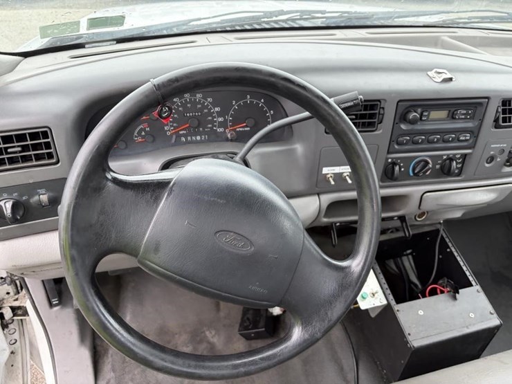 2000-ford-f250-image-14