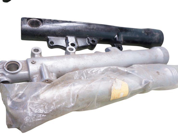 japanese---kawasaki,-honda,-etc…-miscellaneous-parts-lot-image-2