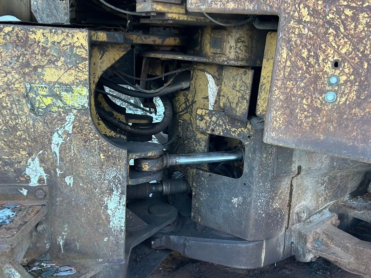 caterpillar-826c-image-7