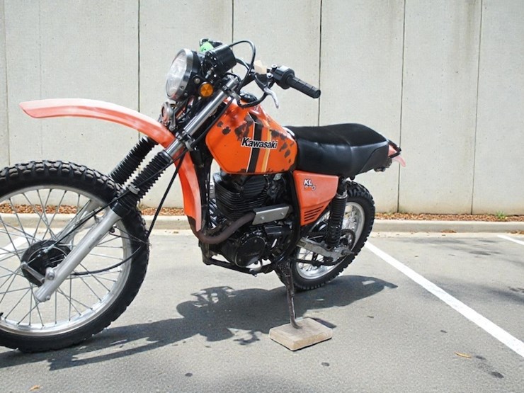 kawasaki-kl250-motorcycle-image-5