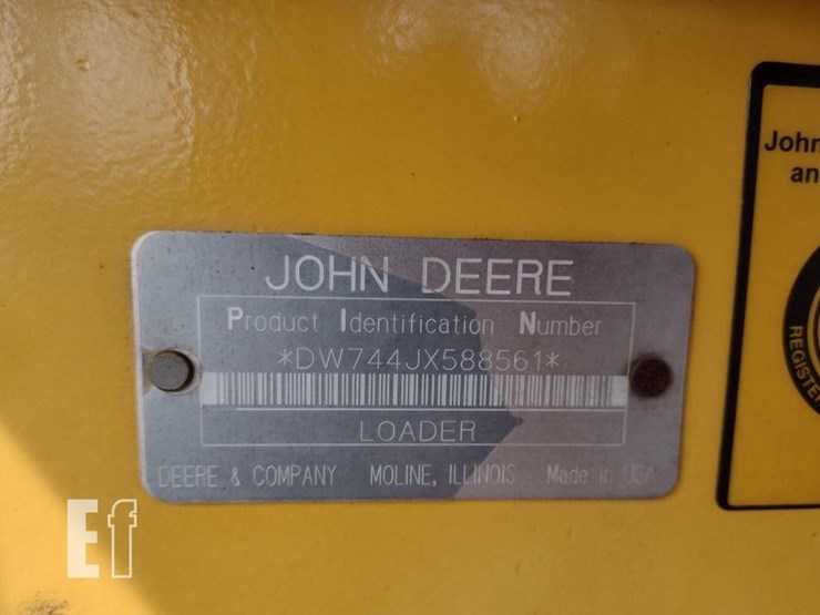 2003-deere-744j-image-5