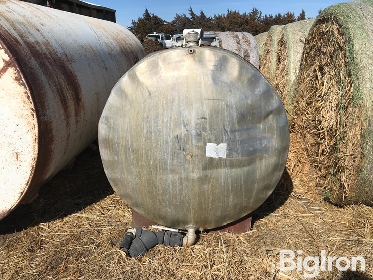 1000-gallon-aluminum-water-tank-image-2