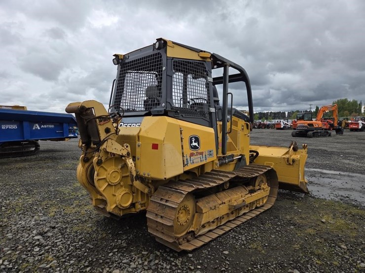 2016-deere-650k-image-3