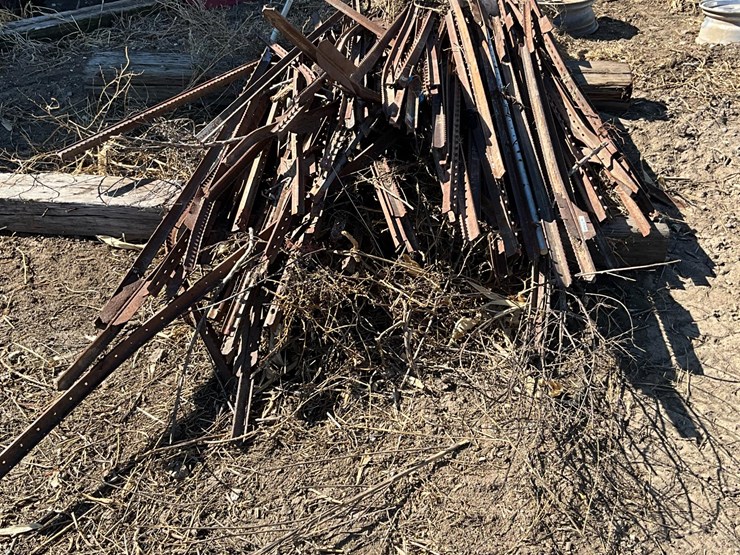 5'-6'-steel-posts-image-11