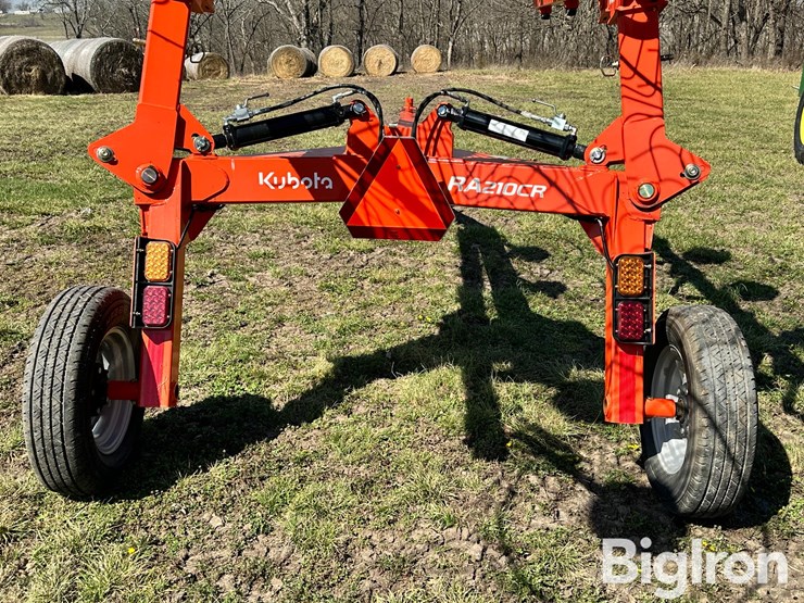 2023-kubota-ra210cr-image-12