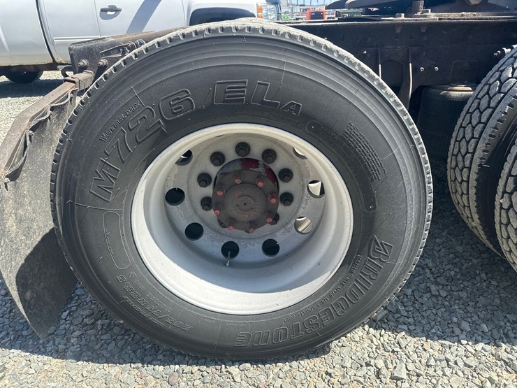 2004-massey-ferguson-8-image-68