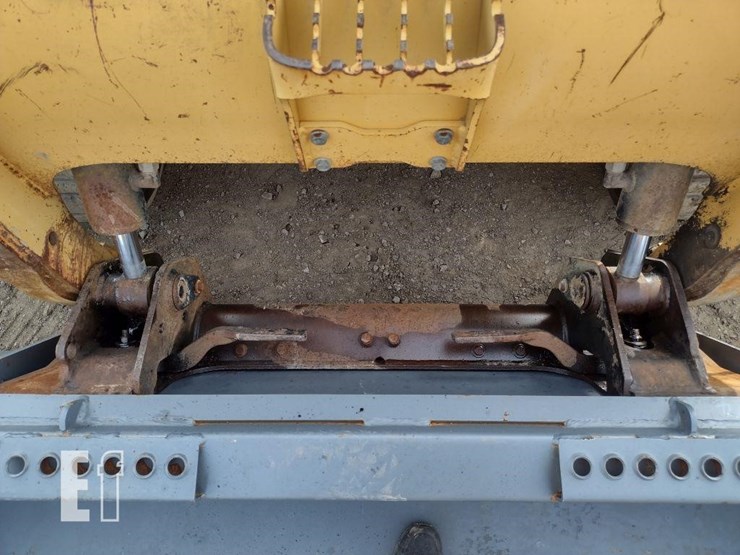 2005-caterpillar-287b-image-22