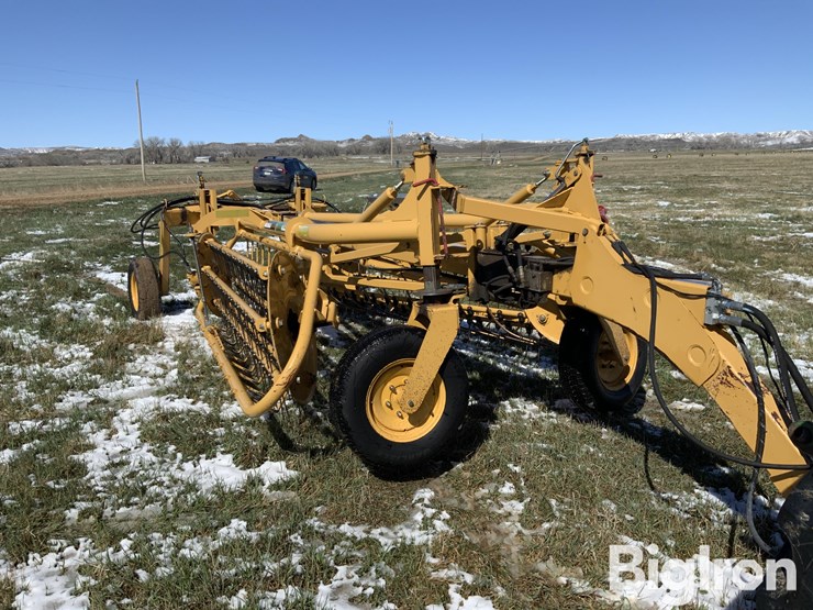 2009-vermeer-r2300-image-9