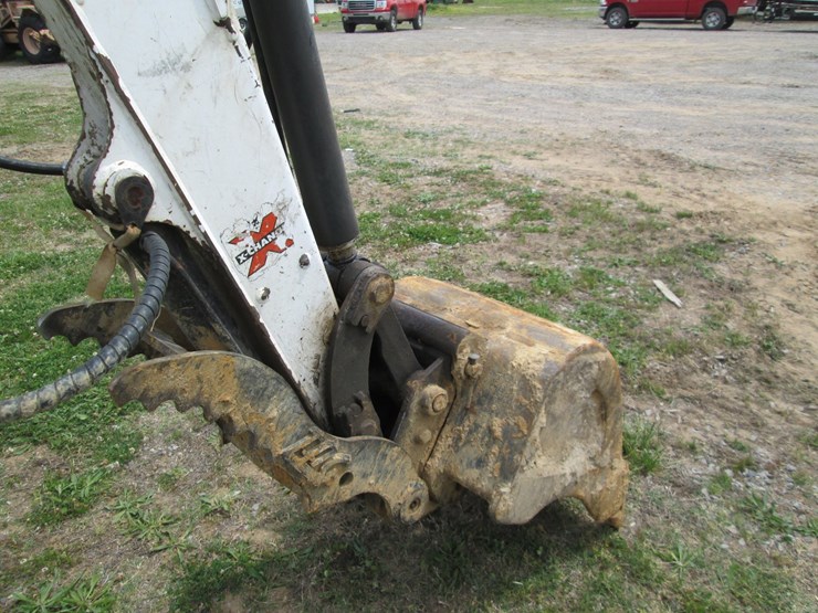 2016-bobcat-e35-image-22