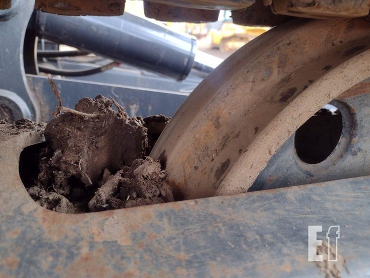 2020-bobcat-e85-image-33