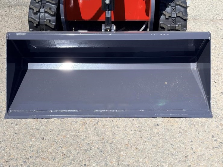 2026-zjg-zj-380-skid-steer-loader-image-5