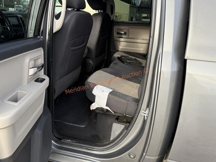 2011-dodge-1500-image-23