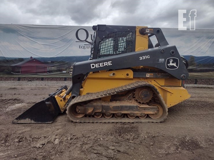 2020-deere-331g-image-1