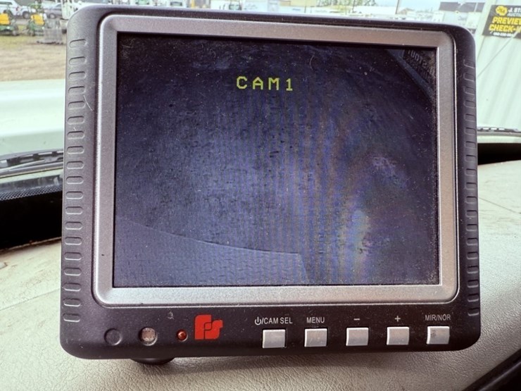 2013-international-7400-image-27