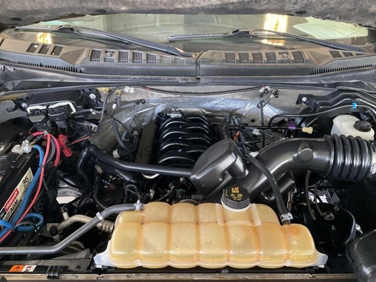 2017-ford-f150-image-12