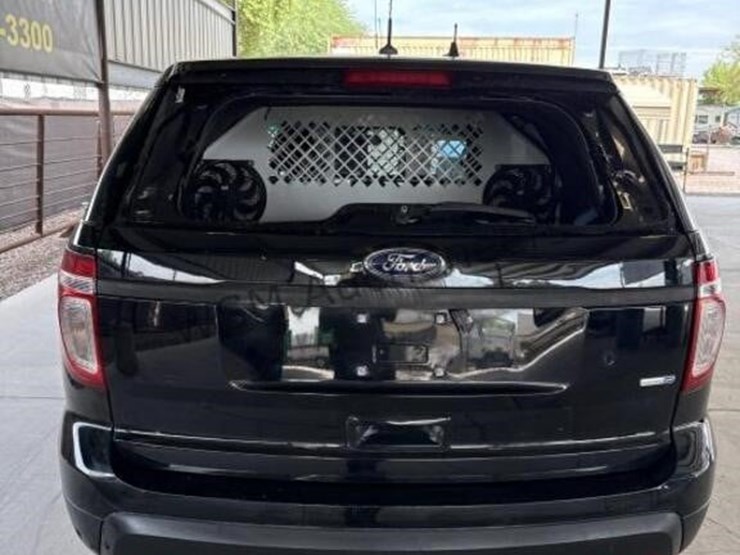 2013-ford-explorer-image-7