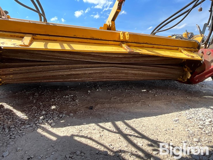 2011-new-holland-h8080-image-11