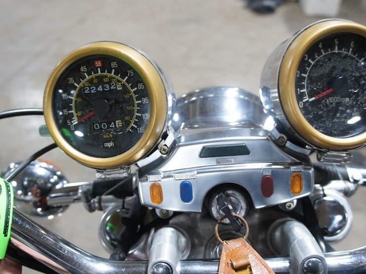 1985-yamaha-xv700-virago-motorcycle-image-7