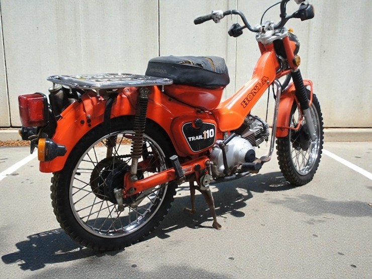 1981-honda-ct110-motorcycle-image-3