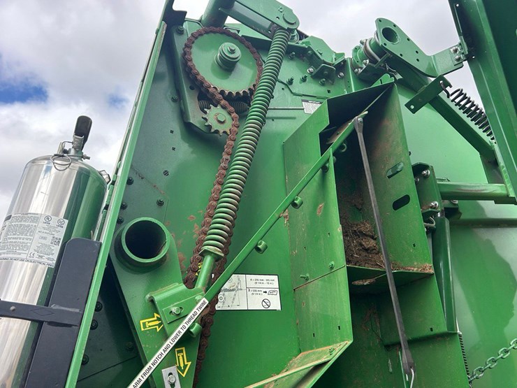 john-deere-460m-image-19