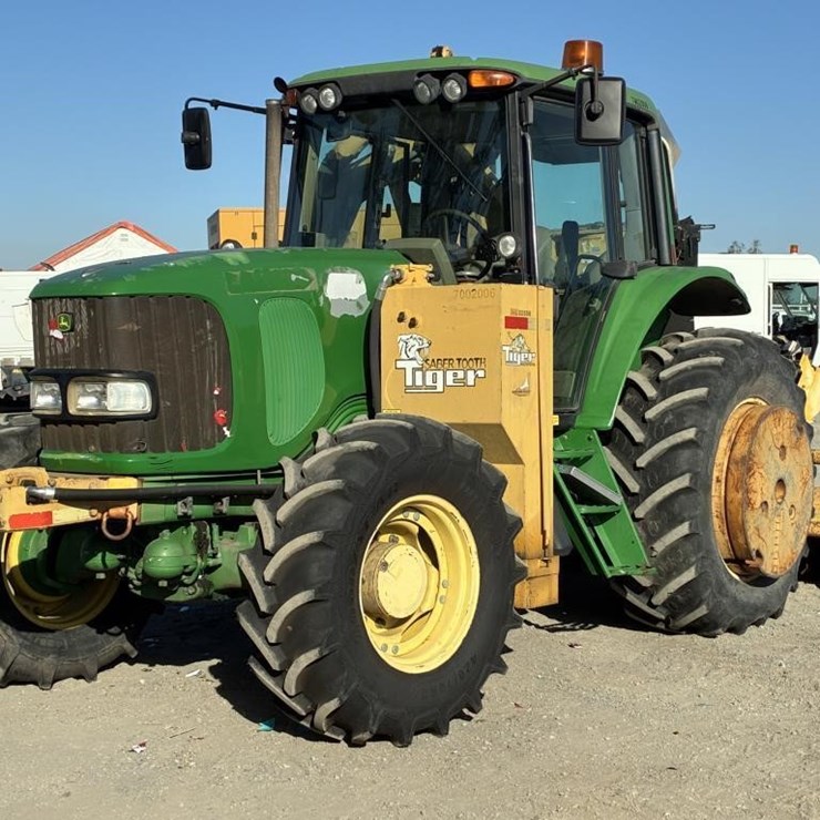 2005 JOHN DEERE 7220