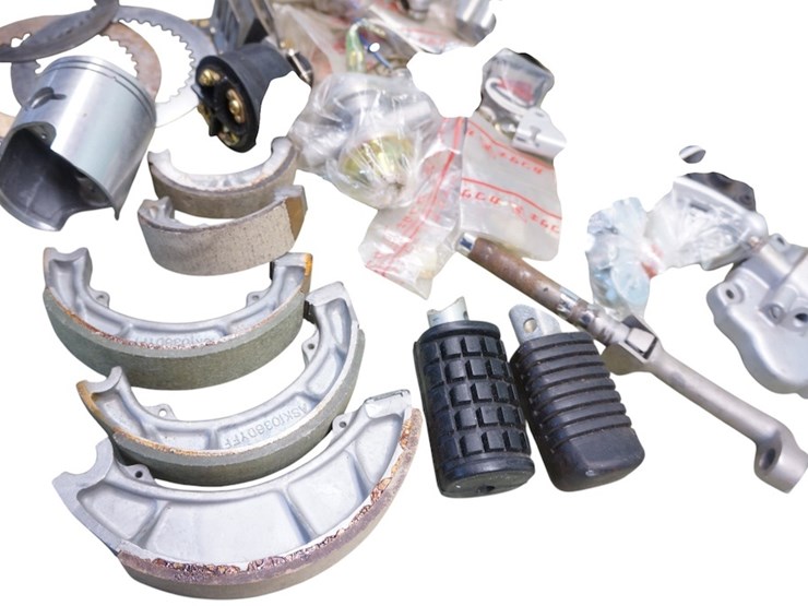 japanese---kawasaki-etc…-miscellaneous-parts-lot-image-2