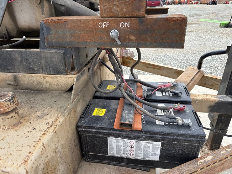 massey-ferguson-8-image-6