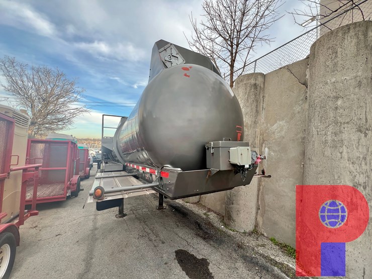 2012-comptank-corporation-5,500-gal.t/a-acid-transport-trailer-*fresh-vik-inspection!*-image-4