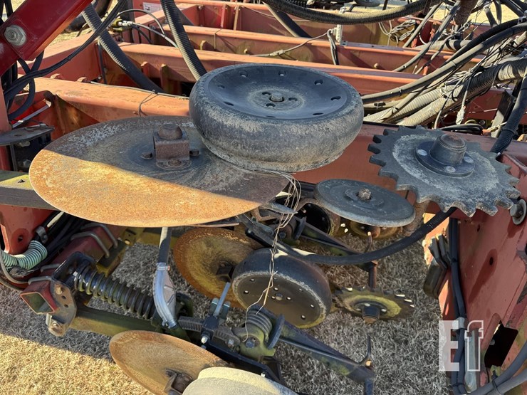 case-ih-2400-image-28