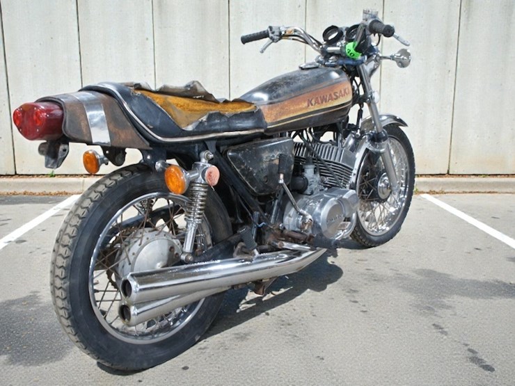 1973-kawasaki-h1-triple-motorcycle-image-3