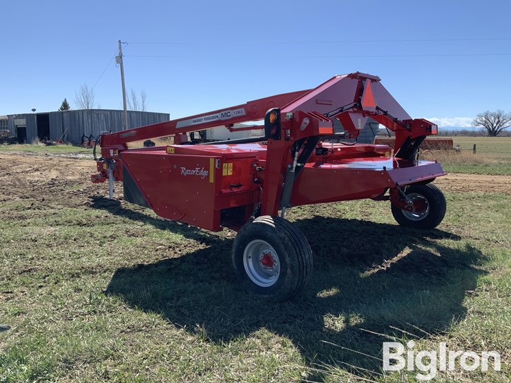 2023-massey-ferguson-1393-image-7