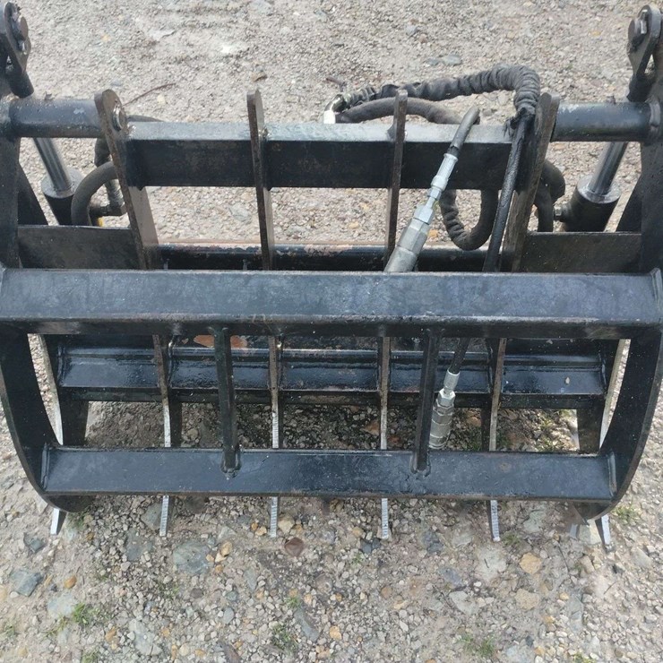 Toro Grabble for Mini Skid Steer