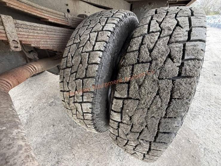 1991-ford-f350-xlt-lariat-image-30