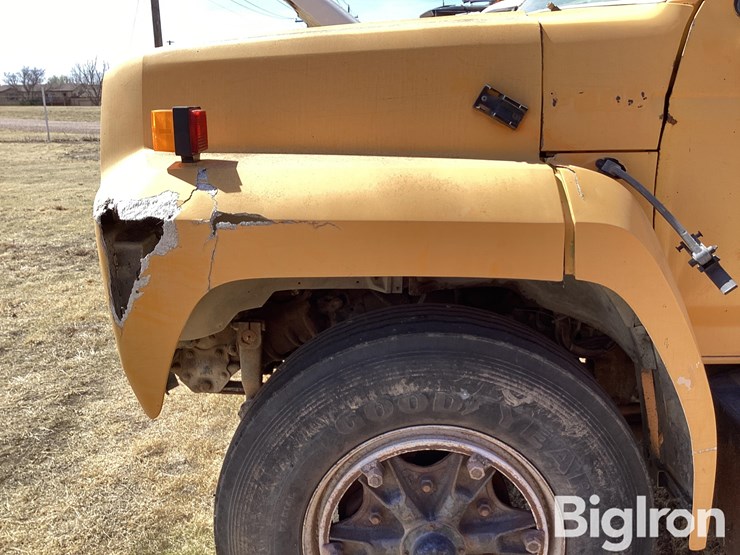 1990-ford-f800-image-14