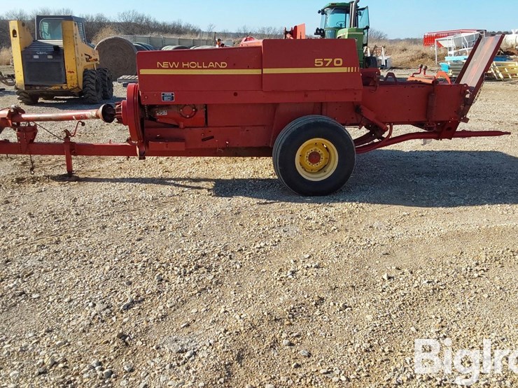 1990-new-holland-570-image-8