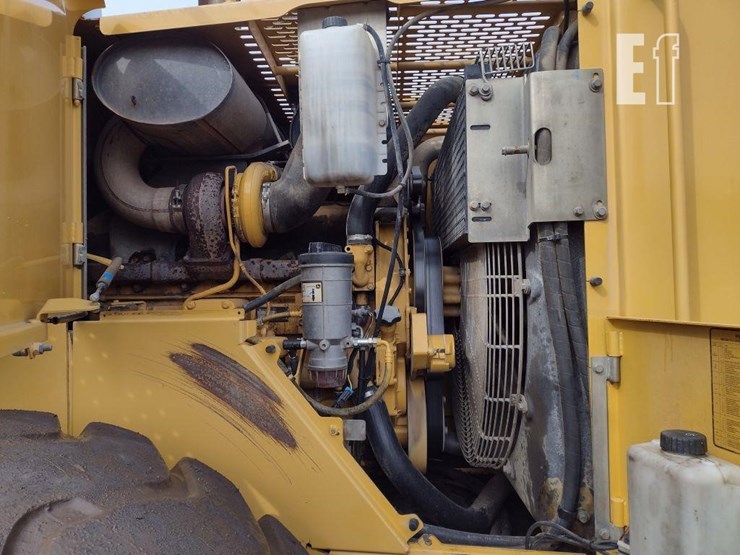 2003-deere-744j-image-28