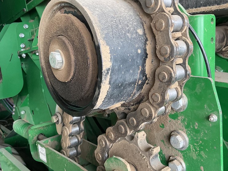 2015-john-deere-l340-image-10