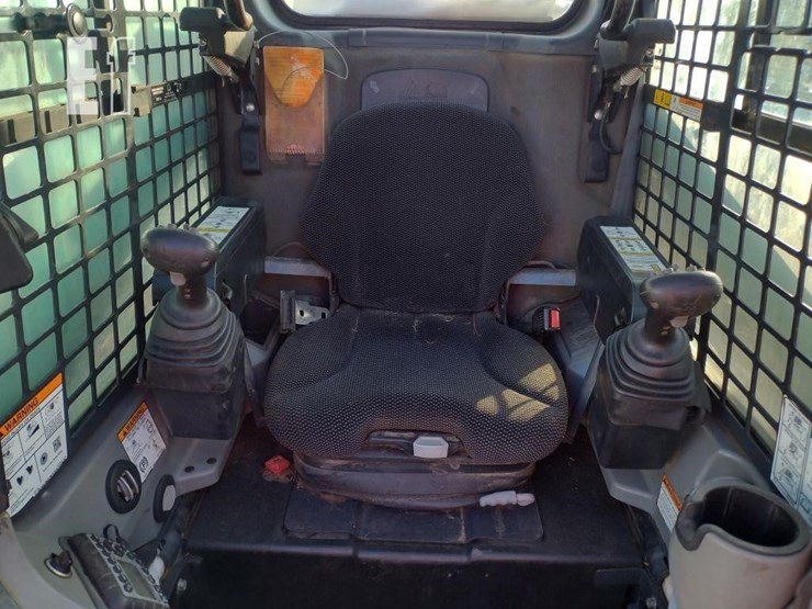 2020-bobcat-t870-image-13