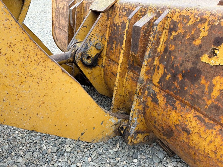 caterpillar-950g-image-12