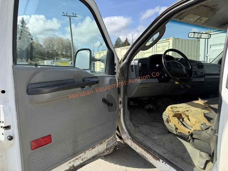 2006-ford-f250-xl-image-35