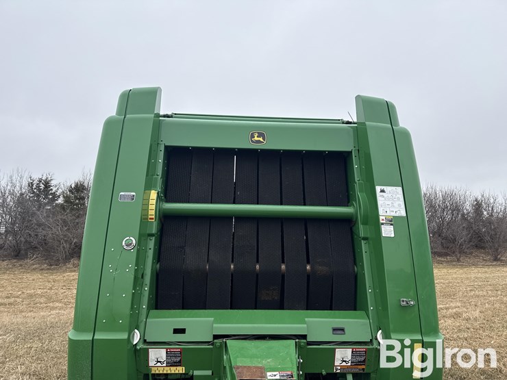 2016-john-deere-569-premium-image-14