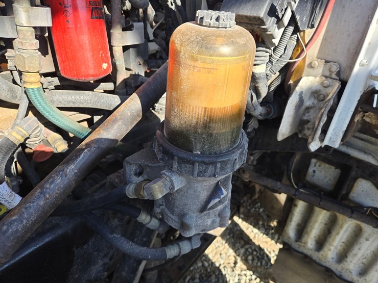 2013-peterbilt-386-image-48