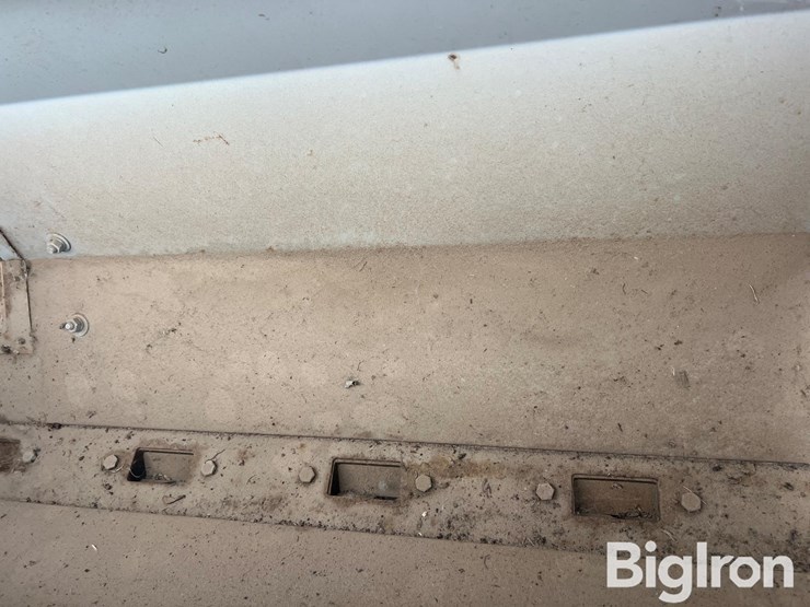 crustbuster-dd49x8-grain-drill-image-14